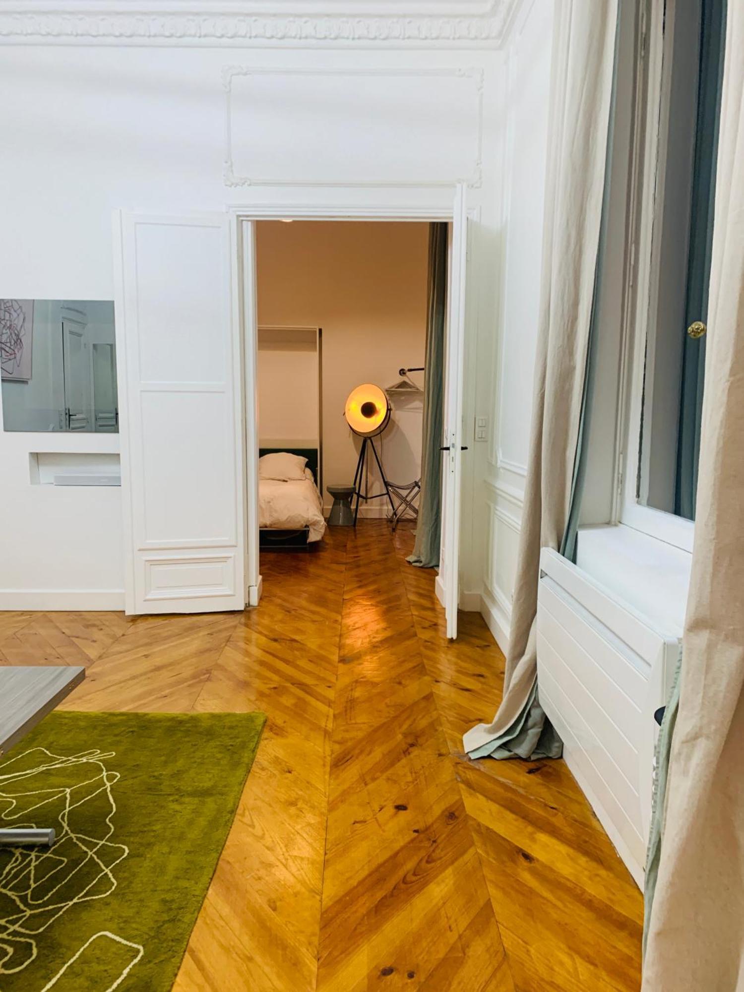 2 Bedrooms - Paris Centre - Champs Elysees المظهر الخارجي الصورة